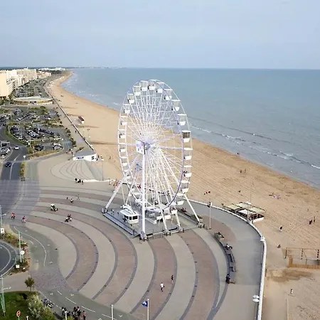 Confortable à Avec Piscine Partagée Сasa de vacaciones *