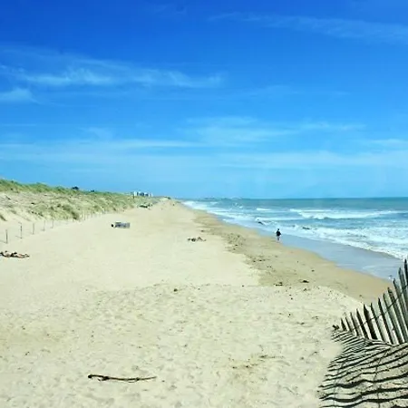 Confortable A Avec Piscine Partagee *