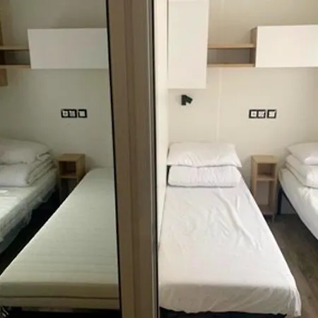 Dom wakacyjny Confortable A Avec Piscine Partagee Saint-Jean-de-Monts