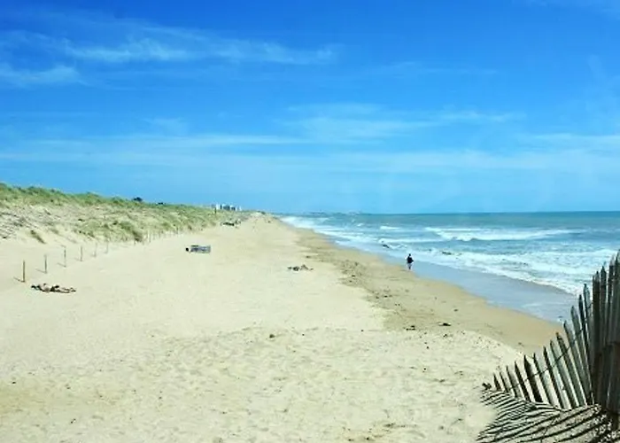 Confortable A Avec Piscine Partagee *